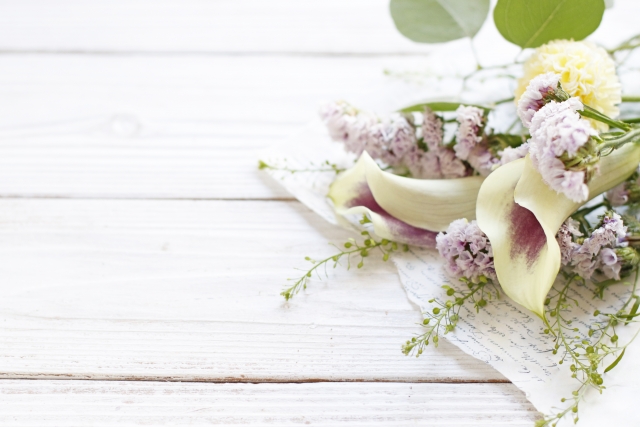 カラーとスターチス